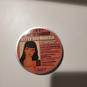 Betty-Lou Manizer
